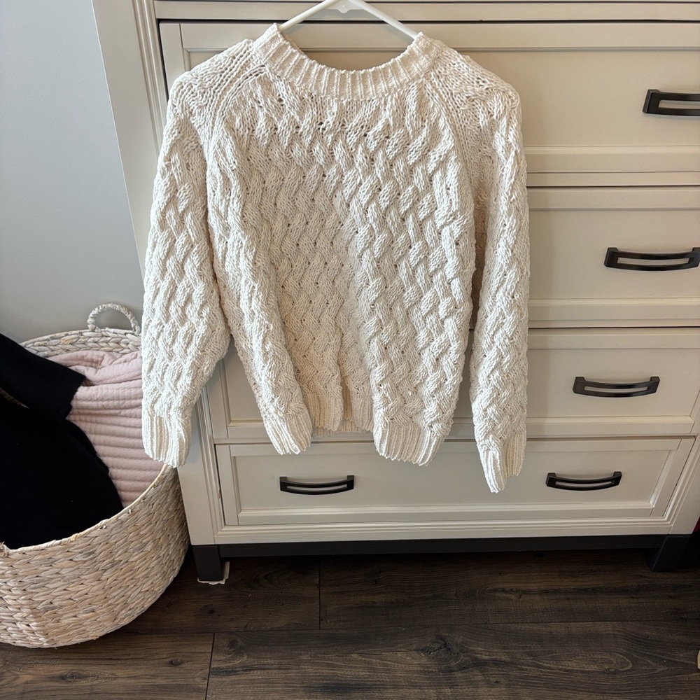 Philosophy Cream Cable Knit Sweater